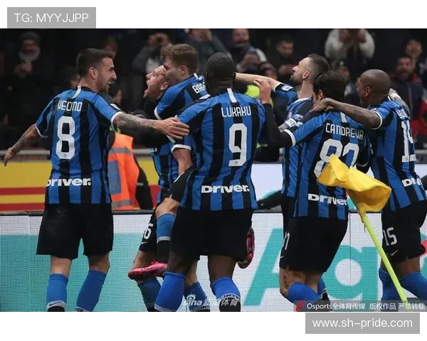 国米与AC米兰激战正酣,意大利德比再度上演巅峰对决 国米与AC米兰激战正酣,意大利德比再度上演巅峰对决