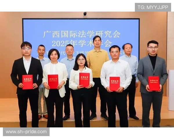 广州羽毛球队包夹战术创新探讨与实践分析