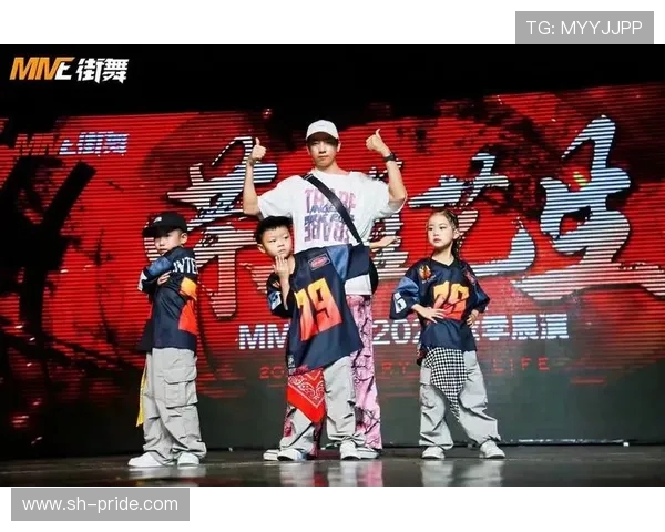 成都街舞队引领潮流最新街舞战术TOP10精彩揭晓 成都街舞队引领潮流最新街舞战术TOP10精彩揭晓