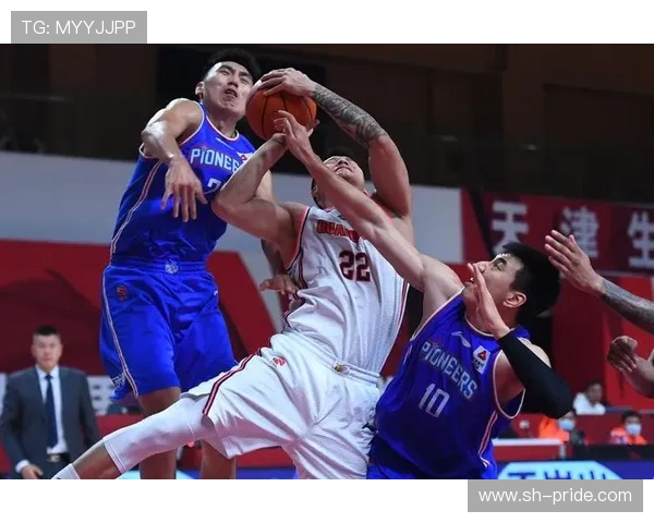 CBA新疆对阵广东精彩比赛录像回放分析与精彩瞬间回顾