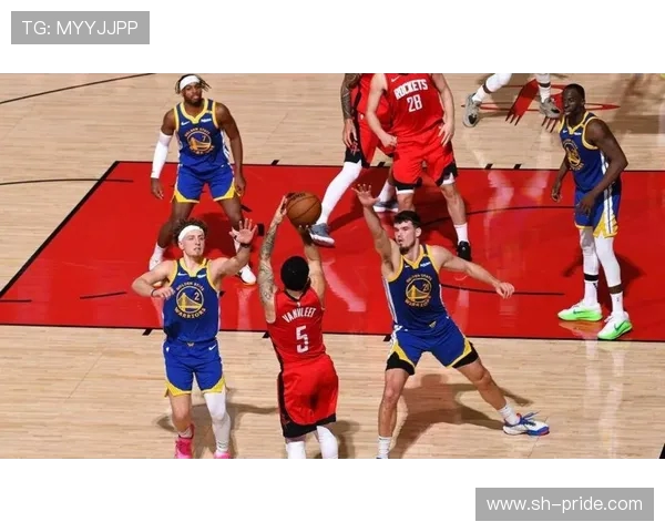 勇士与火箭季后赛第五场激战回顾关键时刻的精彩瞬间与战术分析 勇士与火箭季后赛第五场激战回顾关键时刻的精彩瞬间与战术分析