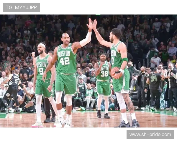 国王对阵雄鹿精彩赛事直播全程回顾与分析